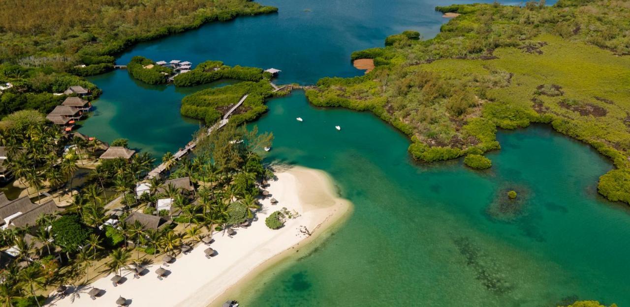 Constance Prince Maurice Poste de Flacq Kültér fotó Aerial view of the island